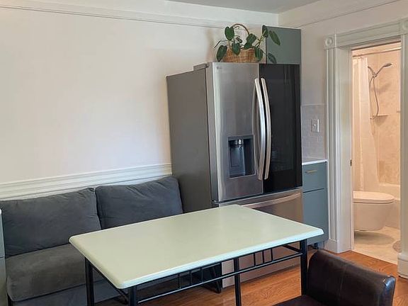 3rd image of 12 Fulkerson St #2RB