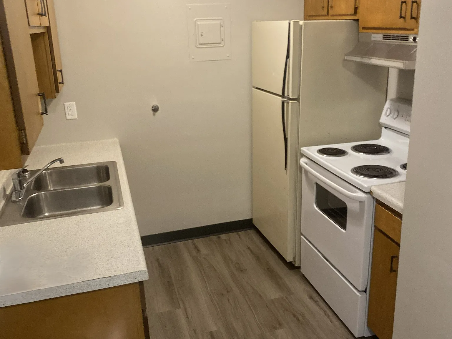 1 bed, $595 — Photo 2