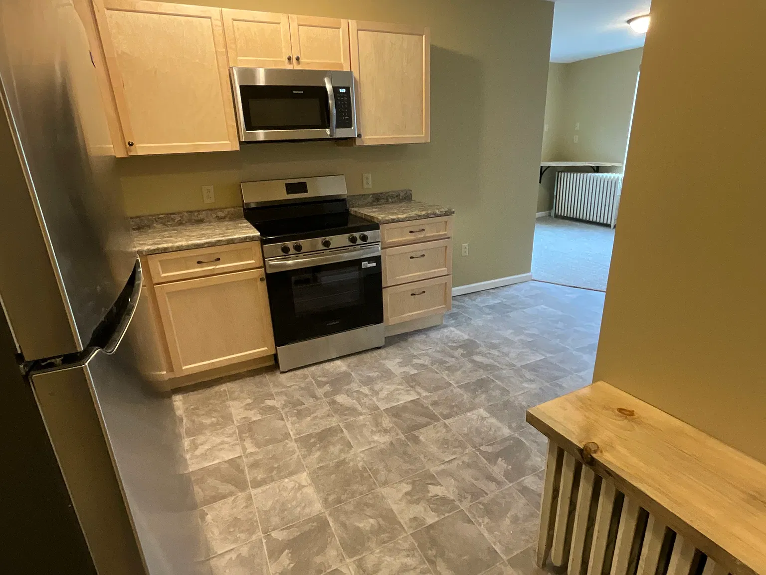 1 bed, $1,325 — Photo 3