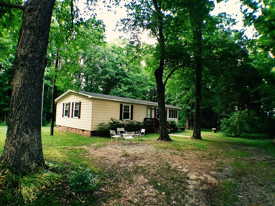 1st image of 16322 Lucks Hickory Dr