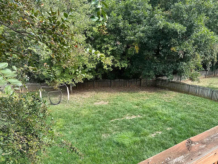 10822 Chamberlain Hall Ct — Photo 4
