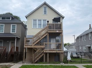 8822 S Exchange Ave, Chicago, IL 60617