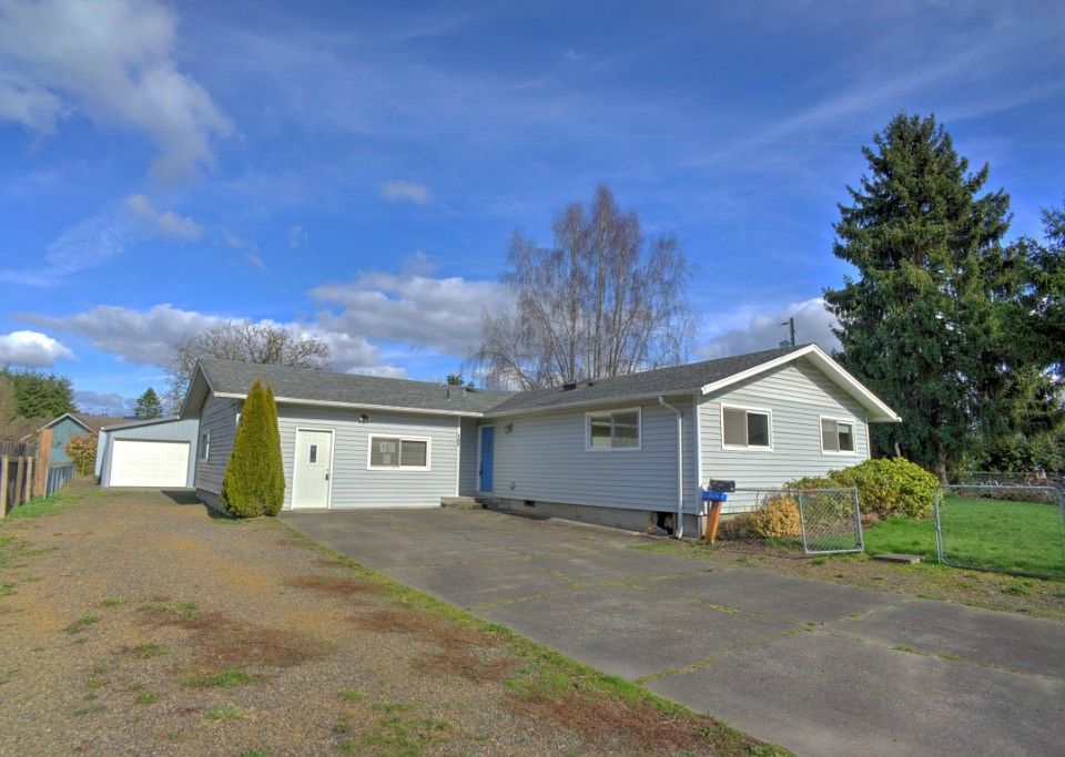 1st image of 107 Sherwood Ln