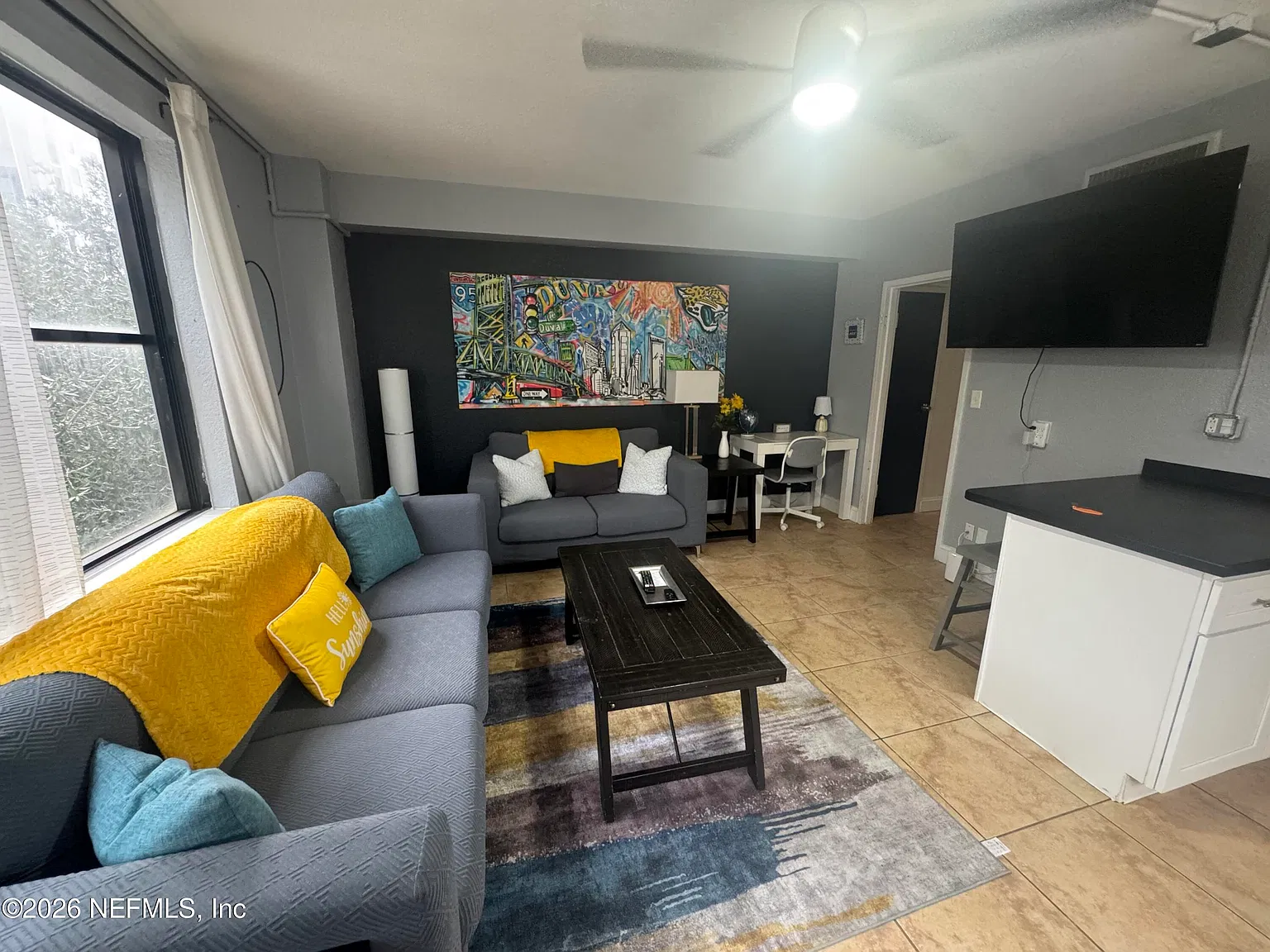 1 bed, 1.0 bath, 573 sqft, $1,200 — Photo 3