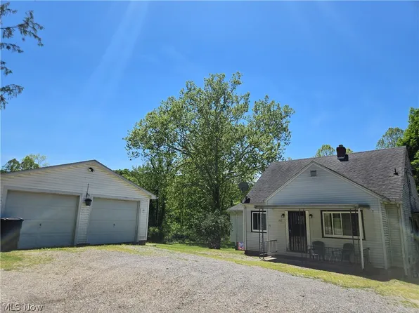 201 Ridgewood Dr, Amsterdam, OH 43903