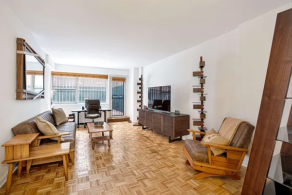 Sold by Compass | media 6