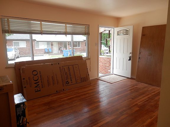 5th image of 8634 Burton Ave