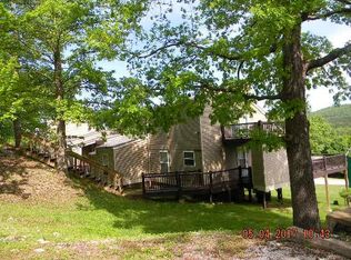 33 Oak Point Dr, Eureka Springs, AR 72631