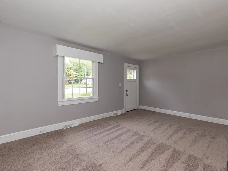 405 Forest Hill Ave — Photo 10