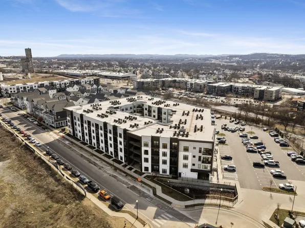 1677 54th Ave N #318, Nashville, TN 37209