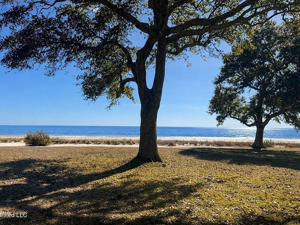 1st image of 517 N Beach Blvd
