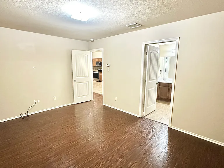 331 Elam Dr — Photo 19
