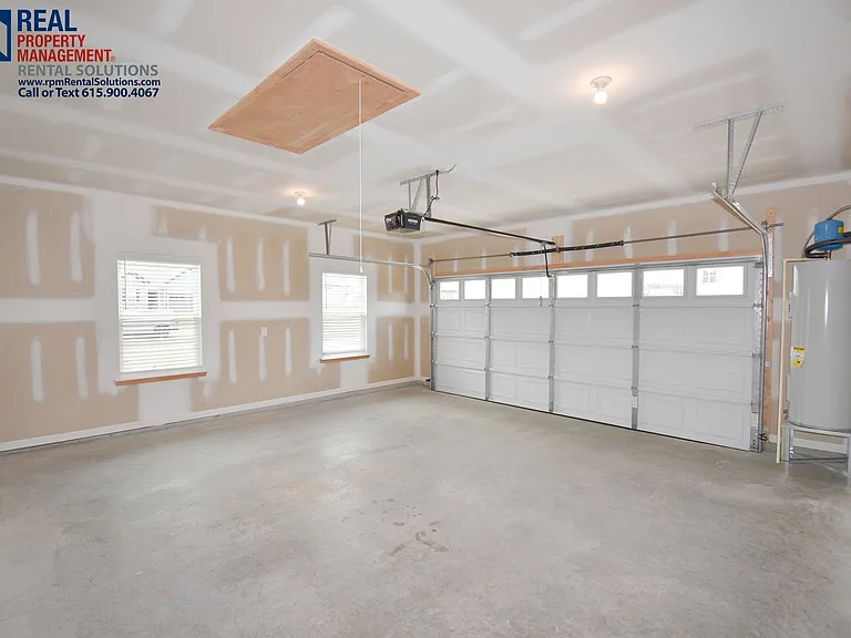 1142 Bluecreek Cir — Photo 26