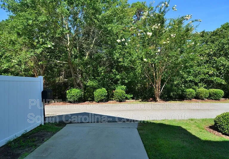 122 Baysdale Dr — Photo 5