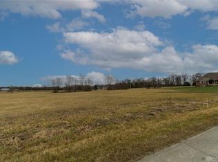 6473 Willow Lake Dr, Greenville, OH 45331