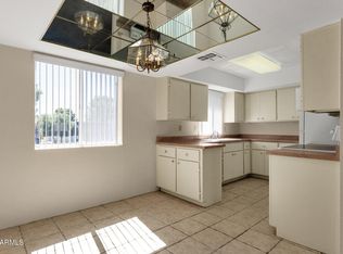 4554 E Paradise Village Pkwy N UNIT 219, Phoenix, AZ 85032