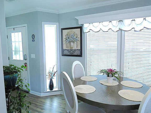 4th image of 864 Spanish Moss Dr #113