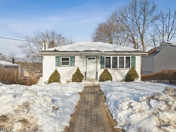 2nd image of 625 E Vail Rd