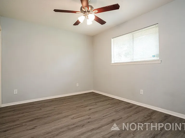 3426 Hacienda Dr — Photo 14