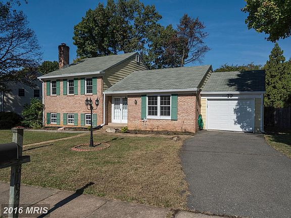 2nd image of 6106 Redwood Ln