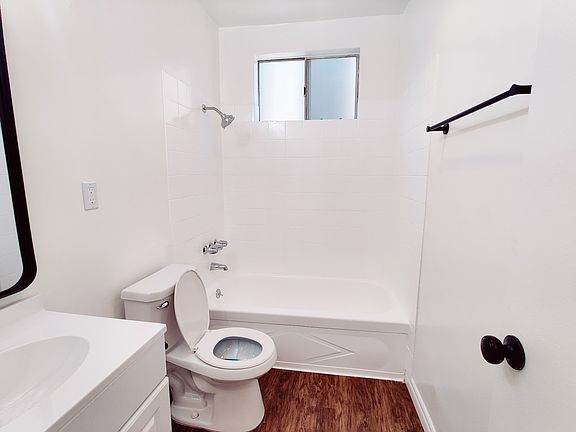5th image of 11234 Ferina St #90489721d