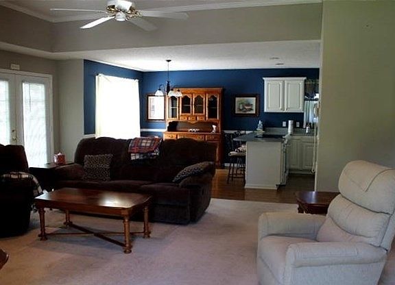 5th image of 2207 Carol Dr