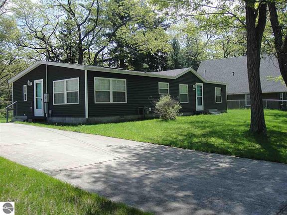 2nd image of 7614 E Cedar Lake Dr
