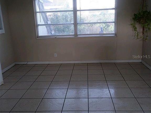 3rd image of 1724 Rotary Dr