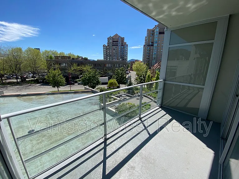 1151 Sunset Dr #206 — Photo 8