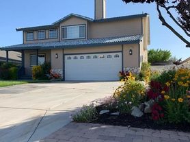 13960 Driftwood Dr, Victorville, CA