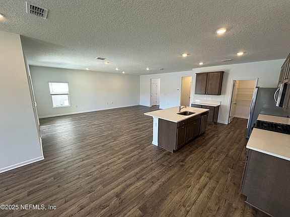 5th image of 14263 EPPLY Drive
