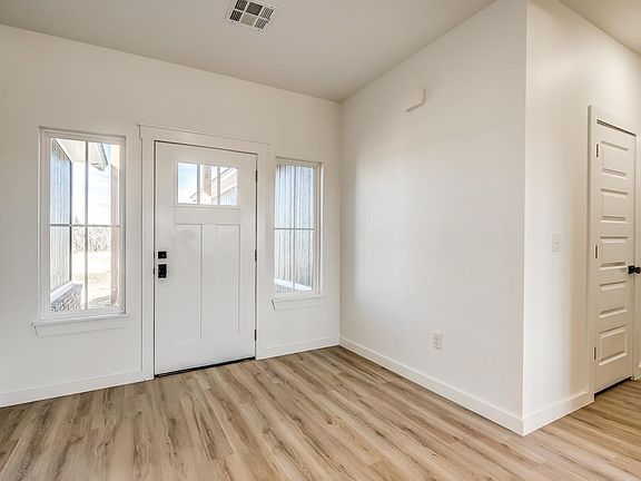 3rd image of 5907 E Bison Ln