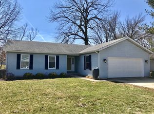 48 Camelot Dr, Rochester, IL 62563