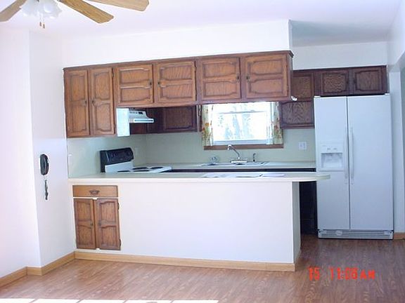 updated kitchen with breakfast bar