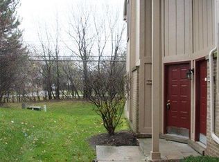 27484 Evergreen Rd #47, Southfield, MI 48076