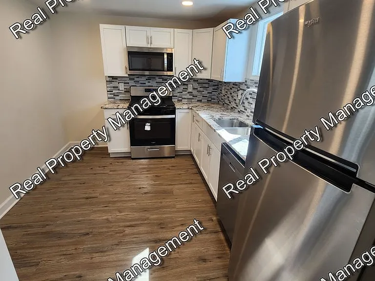 2830 Grand Blvd — Photo 3