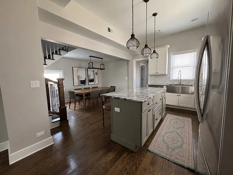 3127 N Kenmore Ave #2 — Photo 14