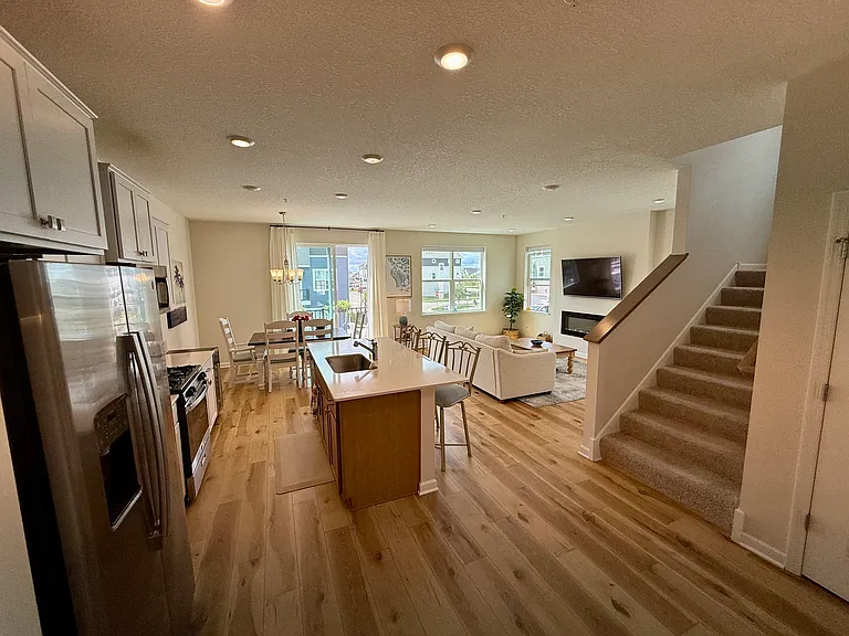 4714 Bottlebrush Ln — Photo 3