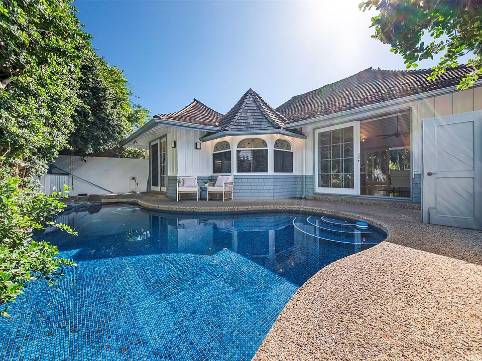 1st image of 3025 Diamond Head Rd