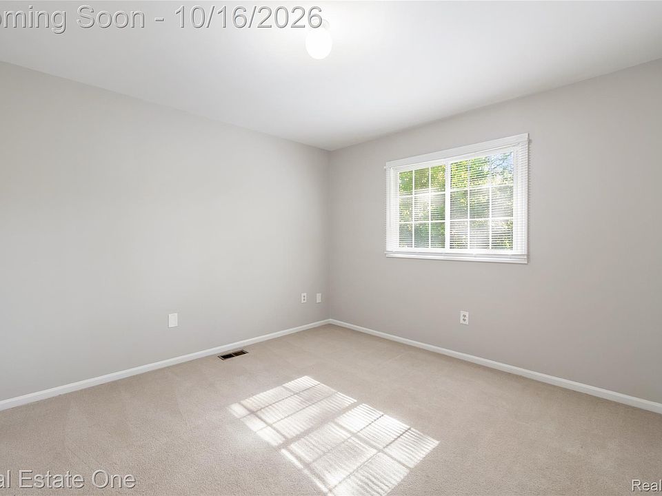 7411 Meadowcrest Ct, photo 25