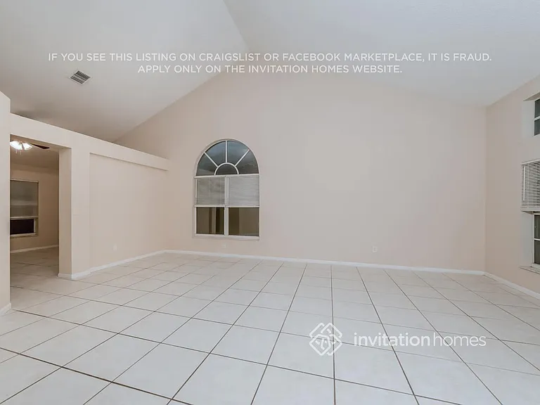 9648 Tavernier Dr — Photo 4