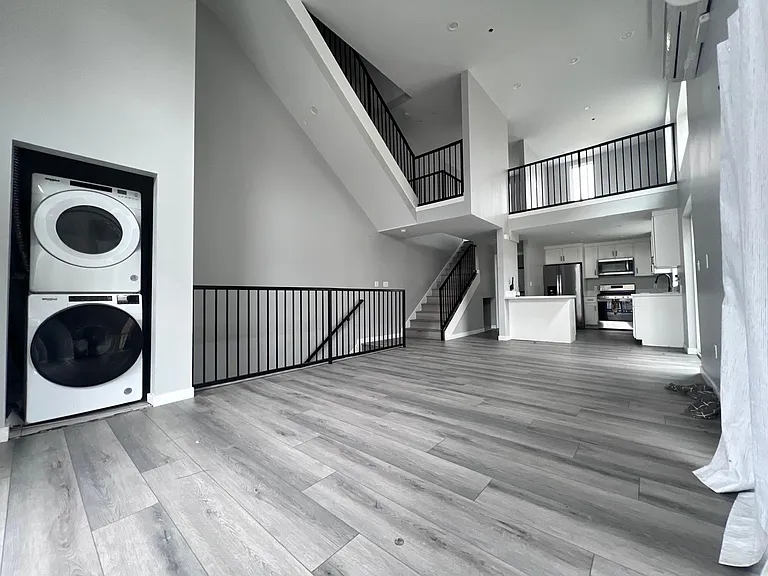 11344 Hatteras St #B12 — Photo 80