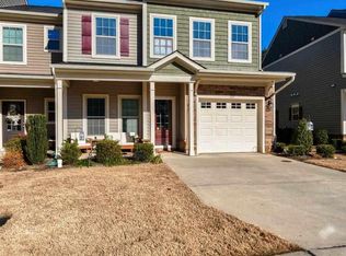 221 Cypress Hill Ln, Holly Springs, NC 27540