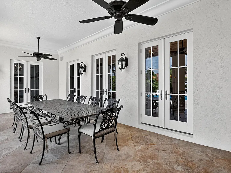 377 E Coconut Palm Rd — Photo 46