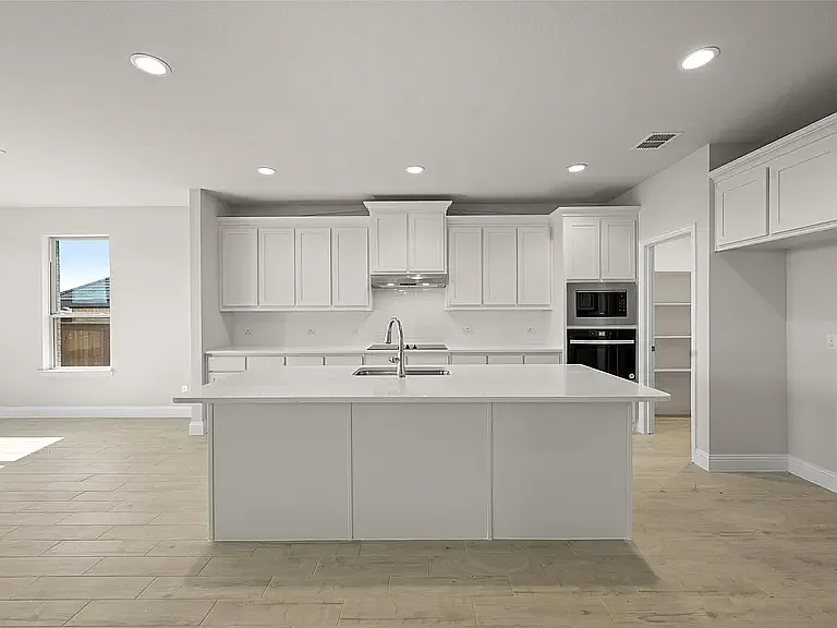 232 Restoration Ave — Photo 8