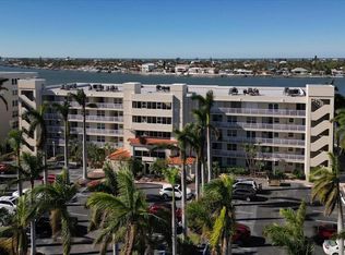 6085 Bahia Del Mar Cir APT 366, Saint Petersburg, FL 33715