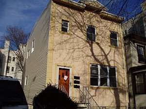 1st image of 2834 42nd St