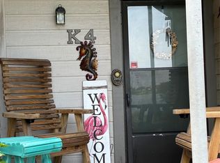 3220 69th St APT K4, Galveston, TX 77551