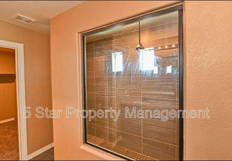 4628 Marisabel Azcarate St — Photo 27