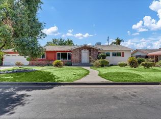 365 E Magnolia Ave, Hanford, CA